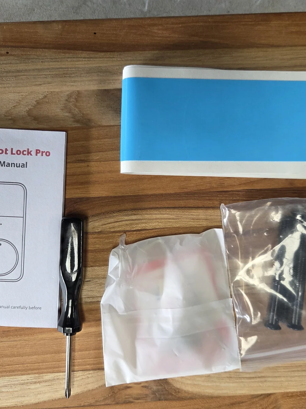 SwitchBot WiFi Smart Lock Pro Keyless Entry Door Lock with Hub Mini